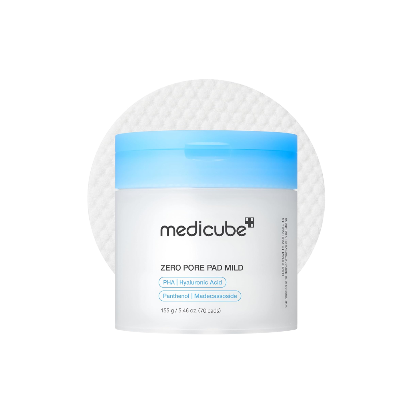 MEDICUBE Zero Pore Pad Mild is designed to gently yet effectively refine pores and improve skin texture. These pre-soaked pads are enriched with a blend of natural extracts such as Pear Fruit, Centella Asiatica, and Rosa Damascena Flower Water, which soothe and hydrate the skin while reducing irritation. The formula includes multiple forms of Hyaluronic Acid, ensuring deep hydration without leaving any greasy residue. Ideal for daily use, these pads help to maintain a clear, smooth complexion by balancing m
